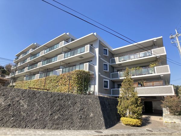 藤和ライブタウン茨木南春日丘 2番館 外観 藤和ライブタウン茨木南春日丘 2番館 外観