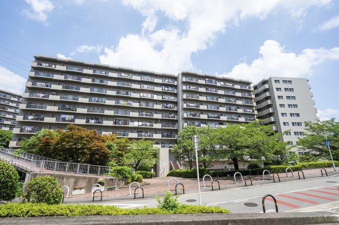 朝日プラザ千里北 C棟 外観 朝日プラザ千里北 C棟 外観