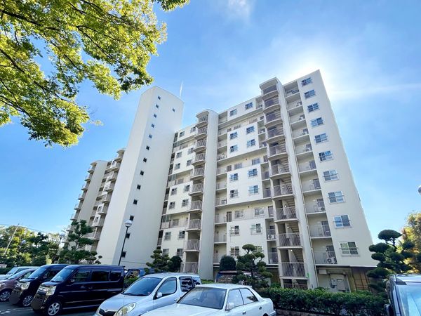南茨木ハイタウン美沢 E棟 外観 南茨木ハイタウン美沢 E棟 外観