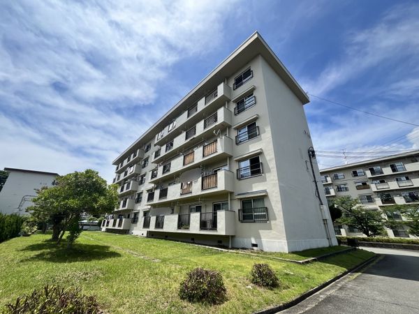 茨木郡山住宅 A-16棟 外観 茨木郡山住宅 A-16棟 外観