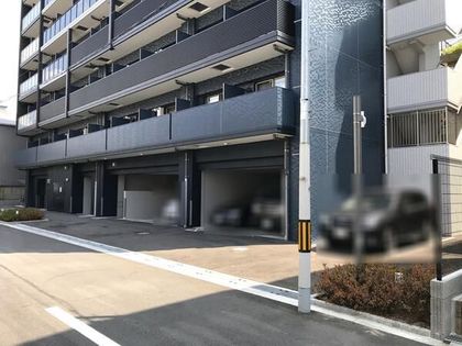 プレサンスOSAKADOMECITYスクエア 外観