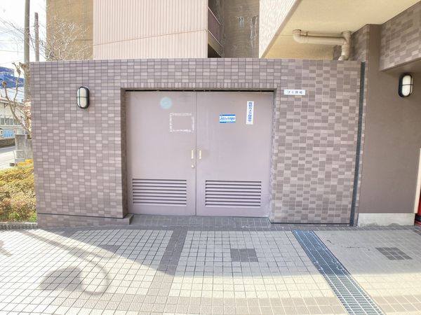 デュアル茨木プレステージュ エントランス デュアル茨木プレステージュ エントランス