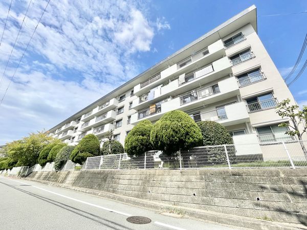 茨木郡山住宅 A-17棟 外観 茨木郡山住宅 A-17棟 外観