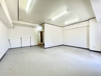 シャンボール茨木 室内