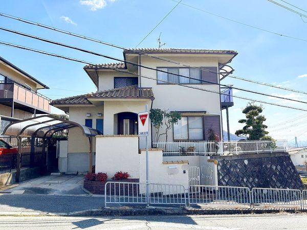 川西市鴬が丘 古家付き土地 土地写真 川西市鴬が丘 古家付き土地 土地写真
