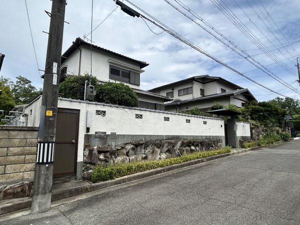 川西市清和台東一丁目【土地(古家有)】 土地写真 川西市清和台東一丁目【土地(古家有)】 土地写真