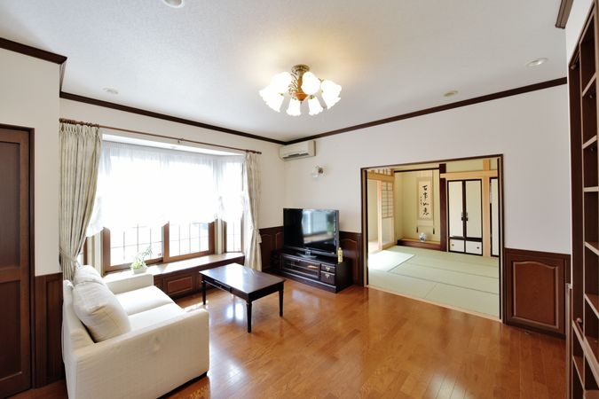 川西市美山台1丁目【戸建】 リビング 川西市美山台1丁目【戸建】 リビング