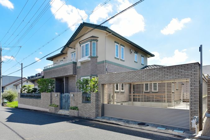 川西市美山台1丁目【戸建】 外観 川西市美山台1丁目【戸建】 外観