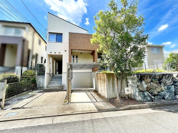 猪名川町白金2丁目 戸建 外観 猪名川町白金2丁目 戸建 外観