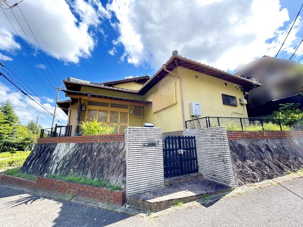 川西市けやき坂2丁目 戸建 外観 川西市けやき坂2丁目 戸建 外観
