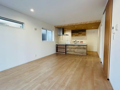 川西市清和台西2丁目【新築戸建】 リビング