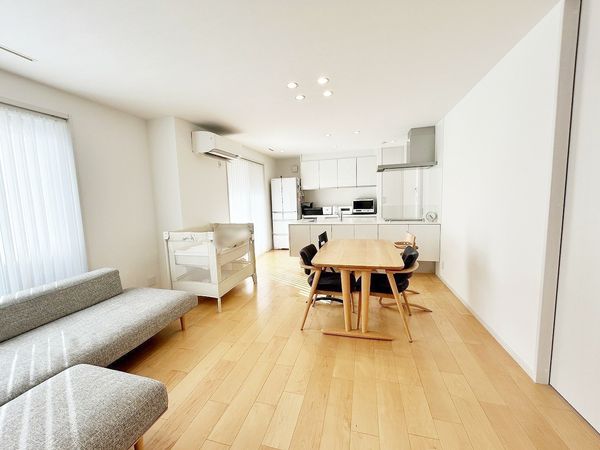 箕面市森町南2丁目【戸建】 リビング 箕面市森町南2丁目【戸建】 リビング