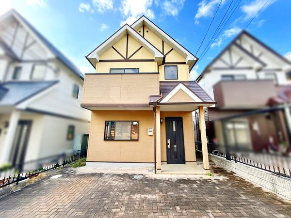 川西市花屋敷 戸建 外観