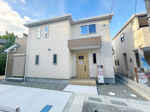 川西市西多田1丁目 新築戸建 5号棟 外観 川西市西多田1丁目 新築戸建 5号棟 外観