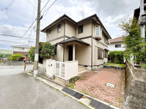 川西市鴬が丘 戸建 外観