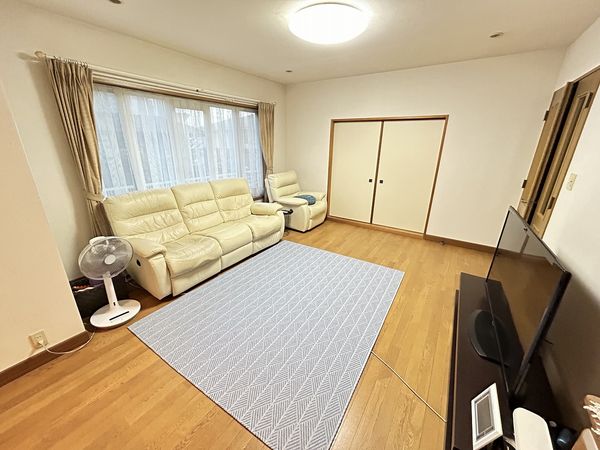 川西市丸山台2丁目 戸建 リビング 川西市丸山台2丁目 戸建 リビング