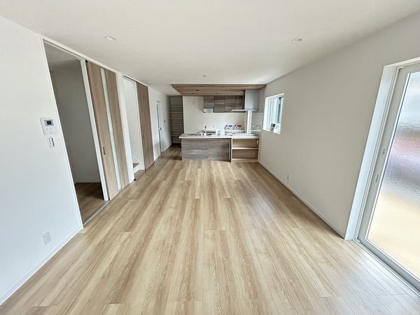 川西市けやき坂3丁目 新築戸建 リビング 川西市けやき坂3丁目 新築戸建 リビング