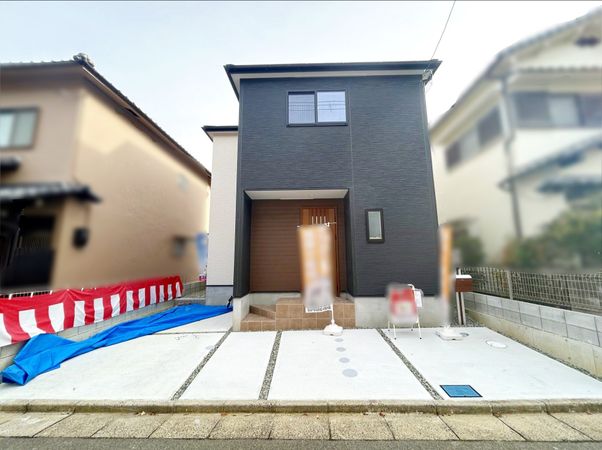 川西市長尾町 新築戸建 外観 川西市長尾町 新築戸建 外観