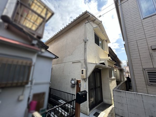 川西市栄町 戸建(オーナーチェンジ) 外観 川西市栄町 戸建(オーナーチェンジ) 外観