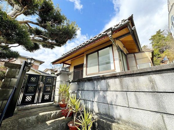 川西市平野1丁目 戸建 外観