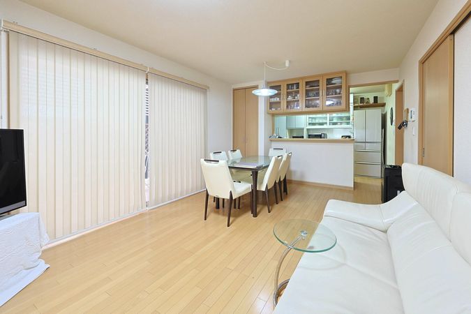 川西市霞ケ丘2丁目【戸建】 リビング 川西市霞ケ丘2丁目【戸建】 リビング
