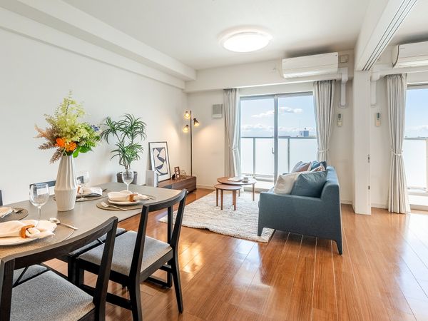 ジオ阪急川西レジデンスマーク リビング