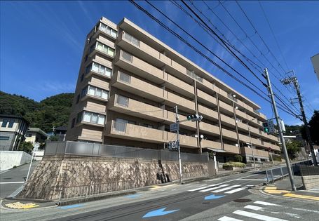 アジュール池田五月丘 外観