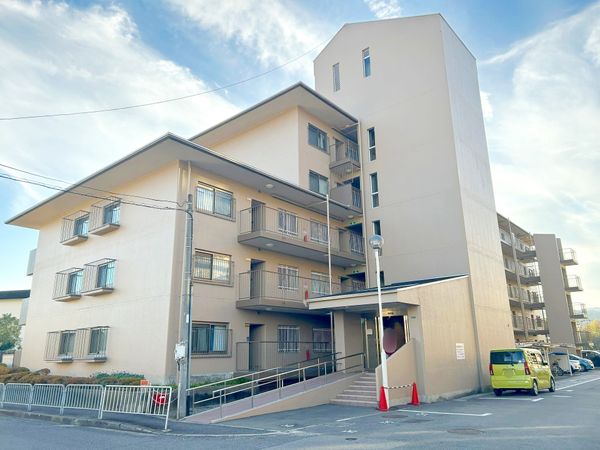 日商岩井多田マンション 南棟 外観