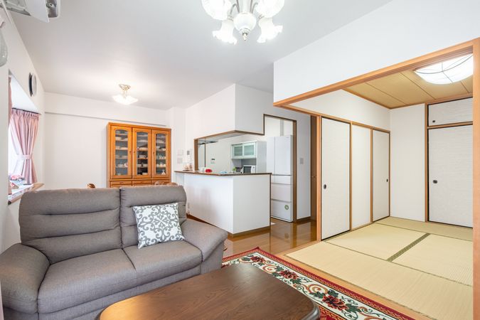 ダイアパレス池田五月丘 リビング