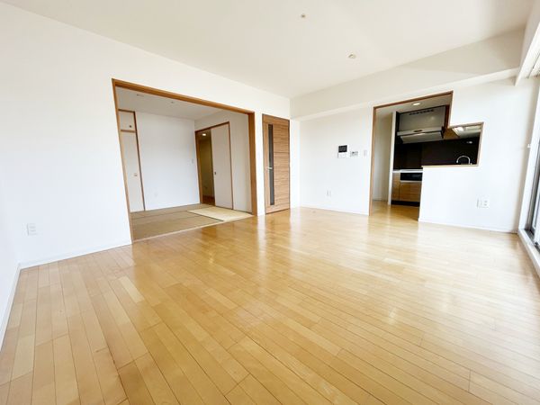 ザ・ライオンズ池田 E棟 リビング ザ・ライオンズ池田 E棟 リビング