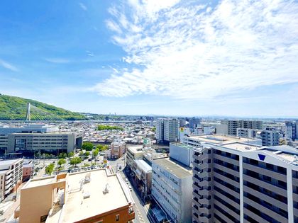 ディークラディア川西 眺望