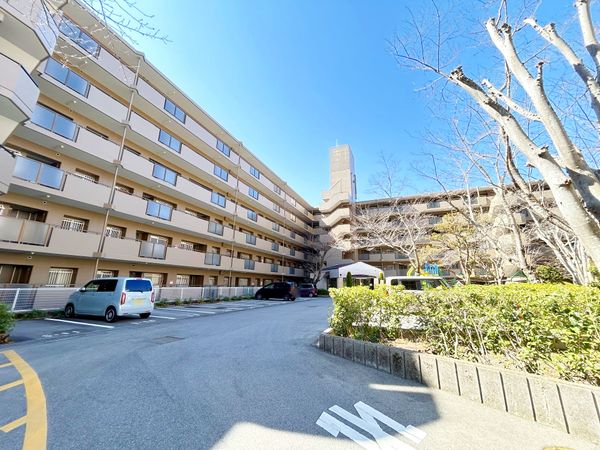 サンロイヤル池田バードヒルズ 2号館 外観
