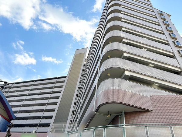 シャンテ川西 5号棟 外観 シャンテ川西 5号棟 外観