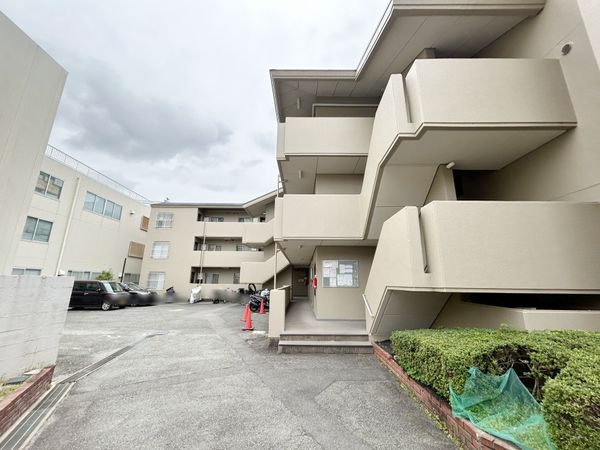 イスズハイツベル川西 外観 イスズハイツベル川西 外観