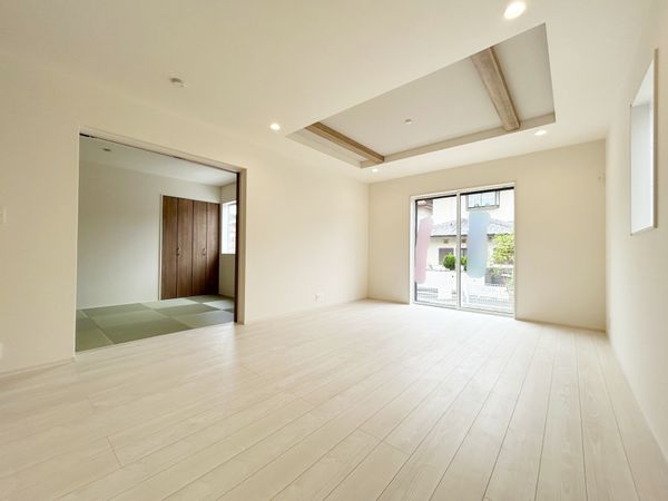 宝塚市中山五月台3丁目【新築戸建】 リビング 宝塚市中山五月台3丁目【新築戸建】 リビング