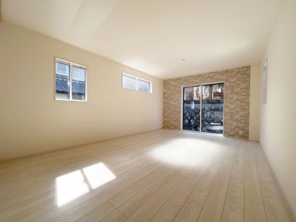 宝塚市逆瀬台5丁目【新築戸建】 リビング