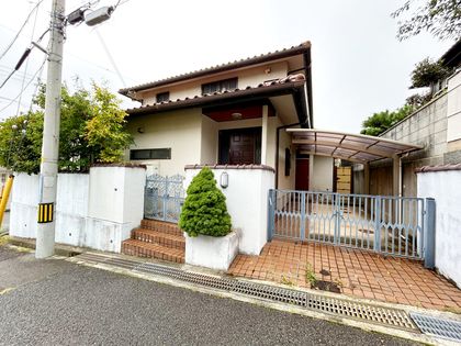 宝塚市中山五月台5丁目【戸建】 外観