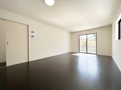 宝塚市末成町【新築戸建】2号地 リビング