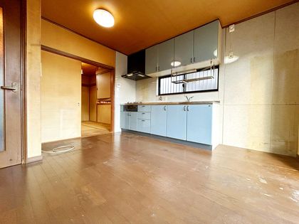 宝塚市売布3丁目【戸建】 リビング