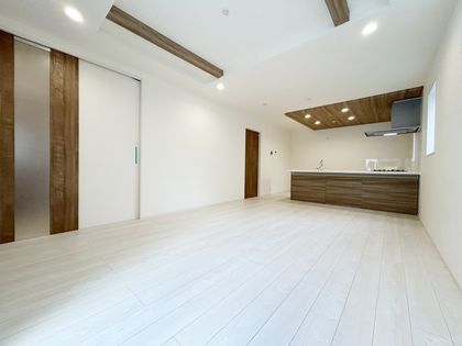 宝塚市泉町【新築戸建】 リビング