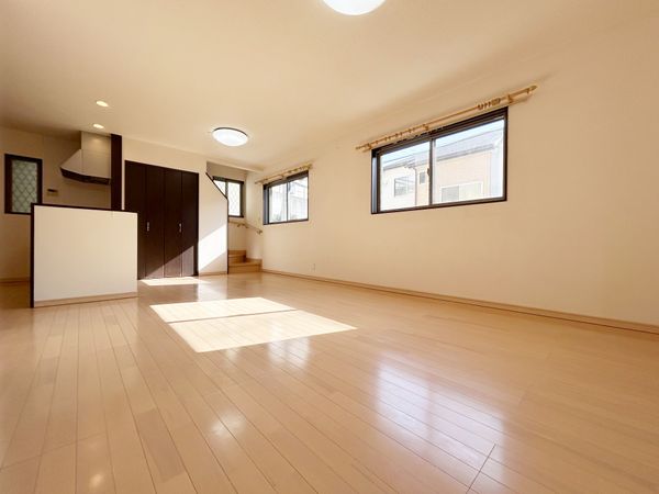 宝塚市安倉西2丁目【戸建】 リビング 宝塚市安倉西2丁目【戸建】 リビング