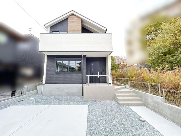 宝塚市宝梅2丁目【新築戸建】 外観