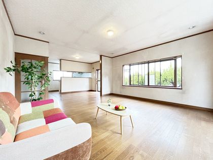 西宮市名塩南台2丁目【戸建】 リビング