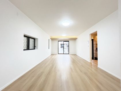 宝塚市山本丸橋1丁目【戸建】 リビング