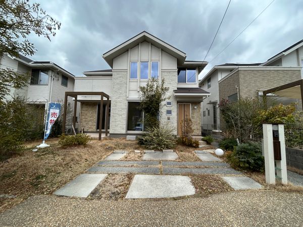 宝塚市山手台東5丁目【戸建】 外観