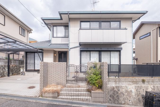 宝塚市逆瀬台5丁目【戸建】 外観