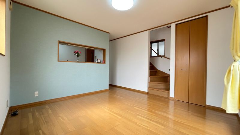 宝塚市高松町【戸建】 リビング