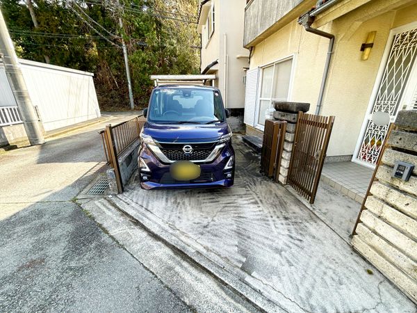 西宮市名塩東久保【戸建】 駐車場 西宮市名塩東久保【戸建】 駐車場