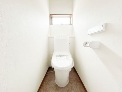 西宮市北六甲台4丁目【新築戸建】 トイレ トイレ