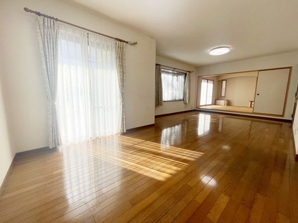 西宮市名塩南台3丁目【戸建】 リビング 西宮市名塩南台3丁目【戸建】 リビング